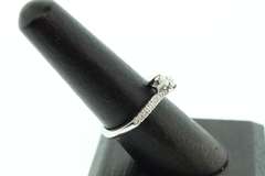 LADIES “EVER US” 14K GOLD ND DIAMOND RING