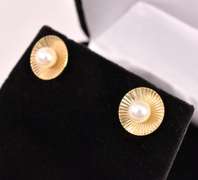 Immaculate Pearl Earrings in 14K Yellow Gold