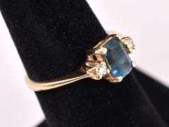 Elegant Blue Topaz and Diamond Ring in 14K Yellow Gold