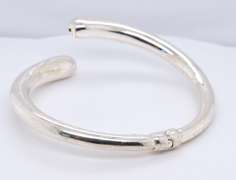 Vintage 925 Sterling Silver Signed Bangle Bracelet