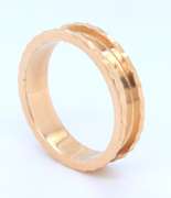 Beautiful 18kt Satin Finish Edge Band