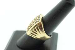MENS 10KT SOLID YELLOW GOLD AND CZ RING