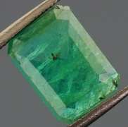 Top green! UNHEATED! 2.82ct Colombian Emerald