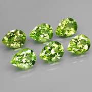 Fantastic 7.40ct 8x6mm pear cut Peridot set