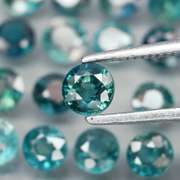 Heated only! 5.33ct round cut Australian Sapphire set