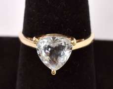 Lovely Large Aquamarine Ring in Yellow Gold