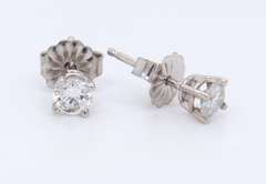 Elegant White Gold Round Brilliant Cut Diamond Stud Earrings