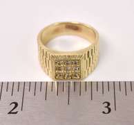 Sensational Diamond Ring in 14K Yellow Gold