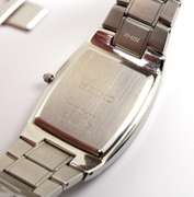 Handsome Men's Seiko Quartz Watch in Stainless Steel