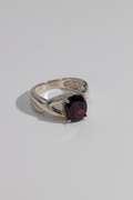 .925 Sterling Silver Garnet Natural Gem Stone 10mm x 8mm Size 6 Ring
