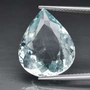 Glittering 8.25ct platinum blue Aquamarine