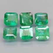 Vivid! Top green 3.24ct Colombian Emerald set