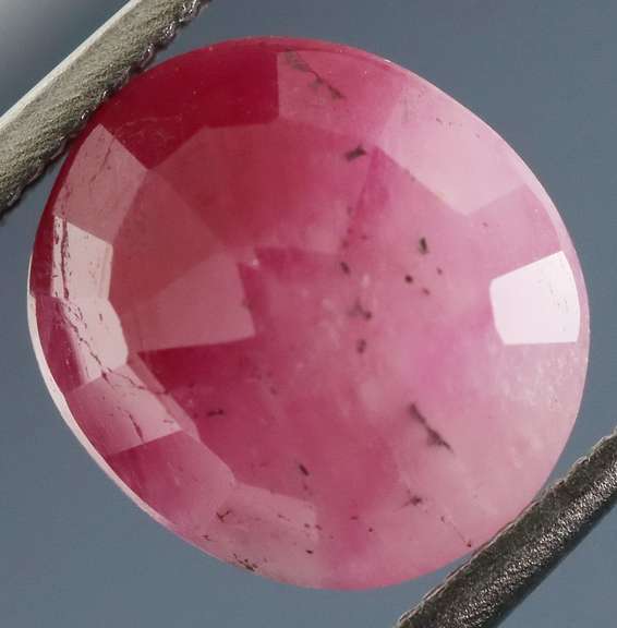 Bi-color! 2.43ct gorgeous Ruby