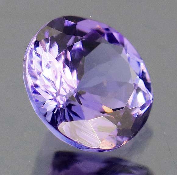Tremendous 1.31ct blue violet Tanzanite solitaire