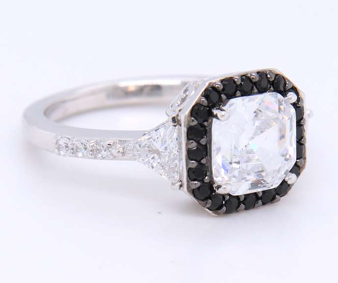 Vintage 925 Sterling Silver Princess Cut Cubic Zirconia Ring