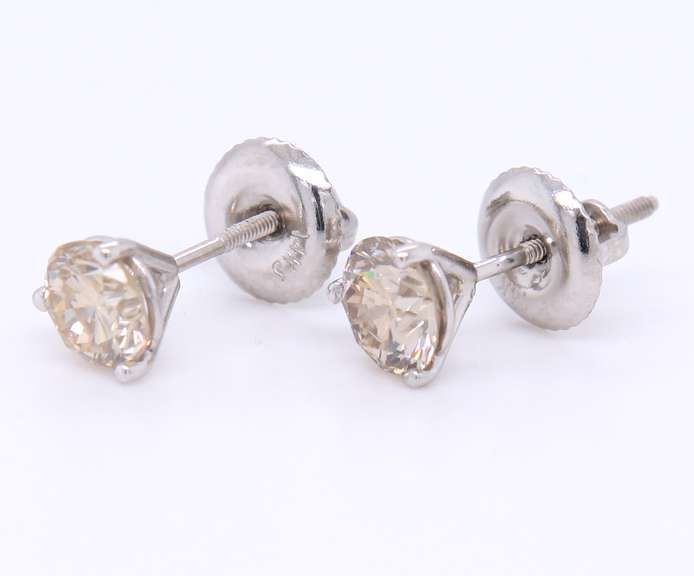 Popular White Gold 1.11ctw Champagne Diamond Stud Earrings