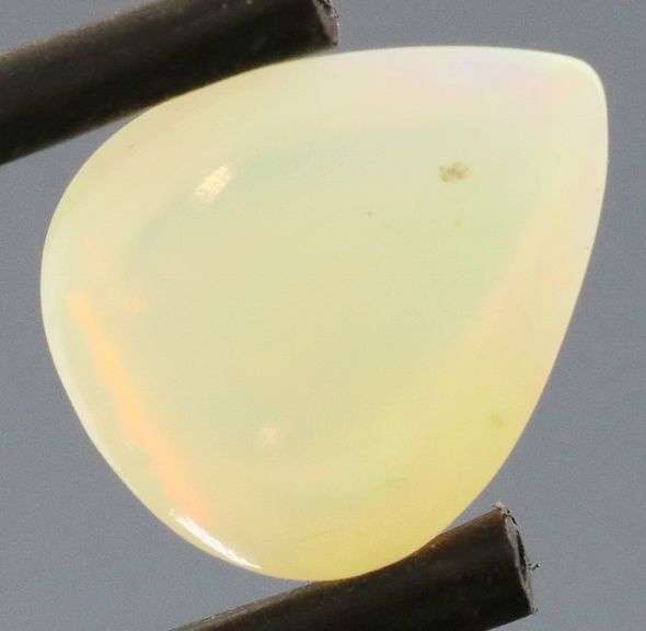 Ravishing 1.80ct unheated Welo Jelly Opal