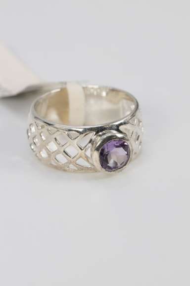 Sterling Silver Amethyst Gemstone Ring