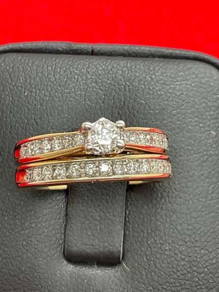 14K GOLD AND DIAMOND WEDDING SET