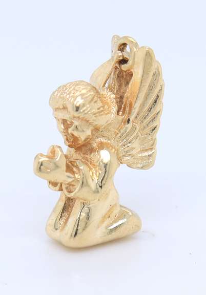 Beautiful Yellow Gold Kneeling Angel Charm