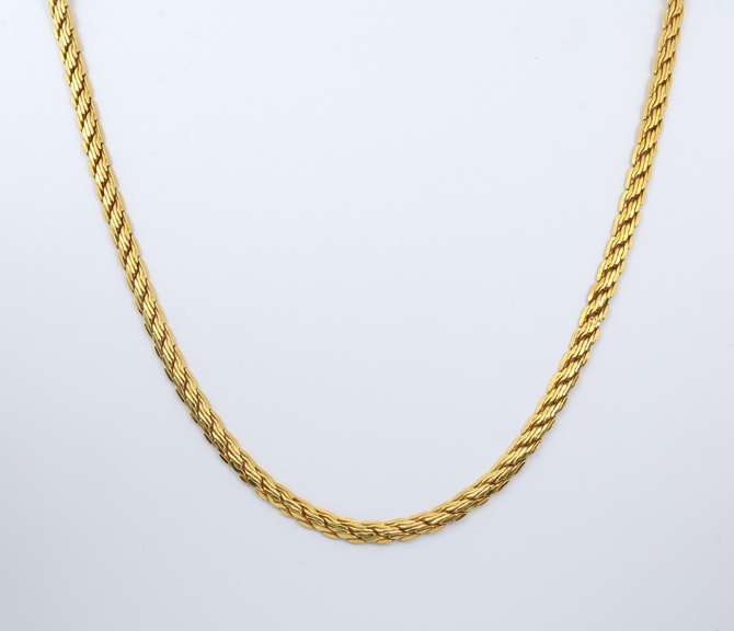 Fsshionable 14k YG Necklace