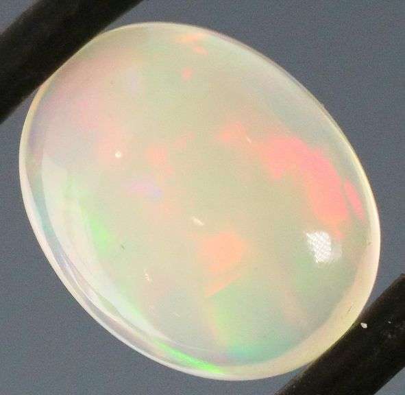 Block patterned 1.23ct frosty white Jelly Opal
