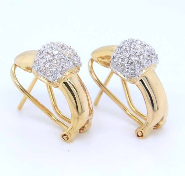 Dreamy Yellow Gold Pave Diamond Earrings