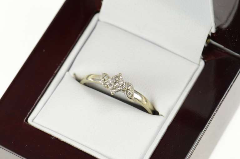 14K White Gold Princess Diamond Cluster Promise Engagement Ring