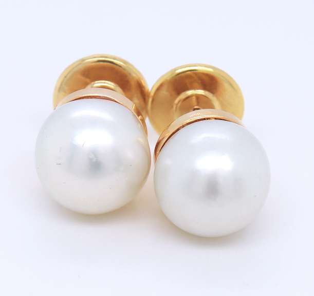 Fantastic 18kt Yellow Gold 12.5mm South Sea Pearl Stud Earrings
