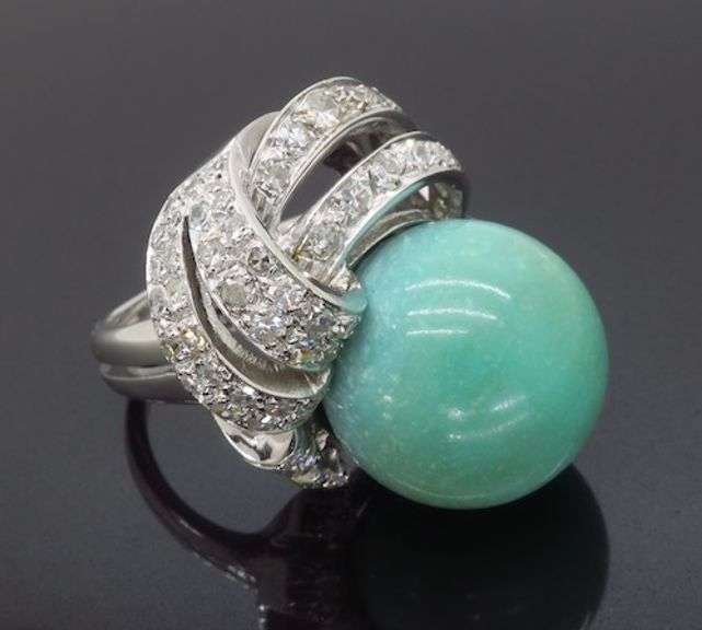 Chalcedony & Diamond Estate Ring