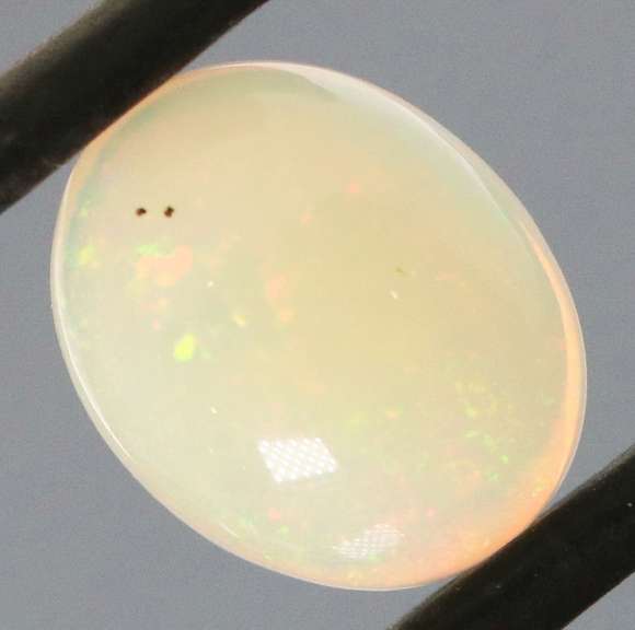 Ravishing 1.40ct snow white Welo Opal