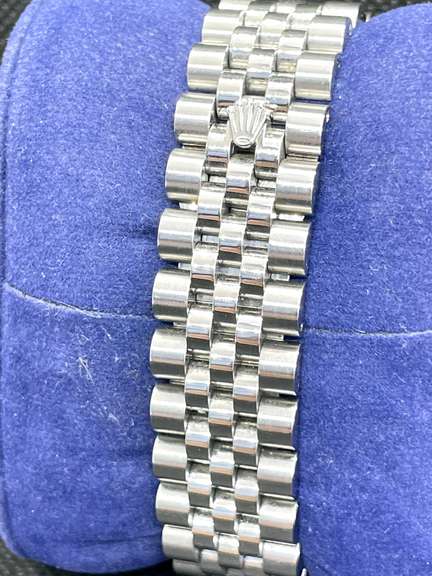 CUSTOM PRE-OWNED ROLEX 36MM DATEJUST MOTHER OF PEARL DIAMOND DIAL AND DIAMOND BEZEL JUBILEE BAND