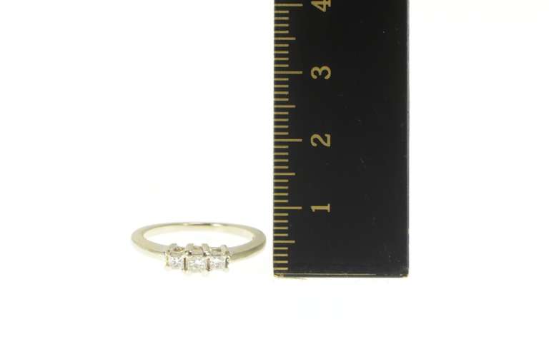 14K White Gold 0.20 Ctw Three Stone Princess Engagement Ring