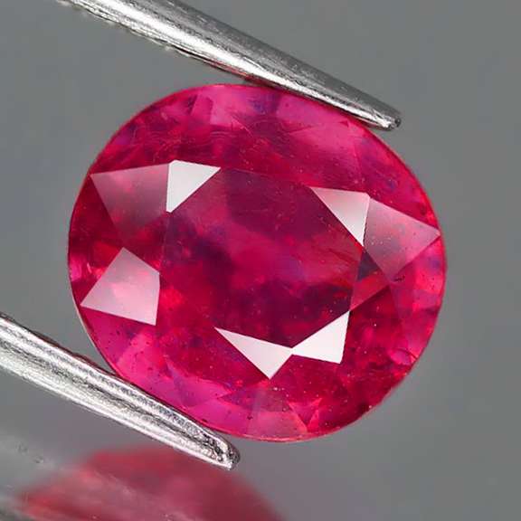 Stunning 3.58ct reddish pink Ruby