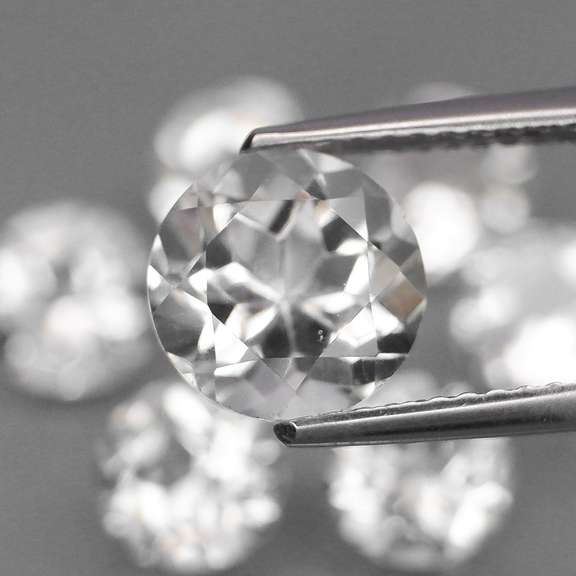 Mixed cut 7.90ct diamond white Topaz set