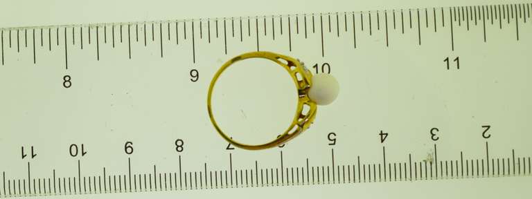 10KT Yellow Gold White Stone Ball Ring