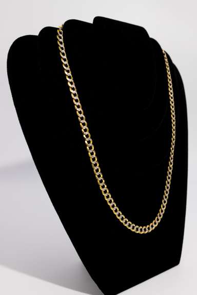 14K Yellow Gold 7mm Pave Curb Link Chain 24 Inch