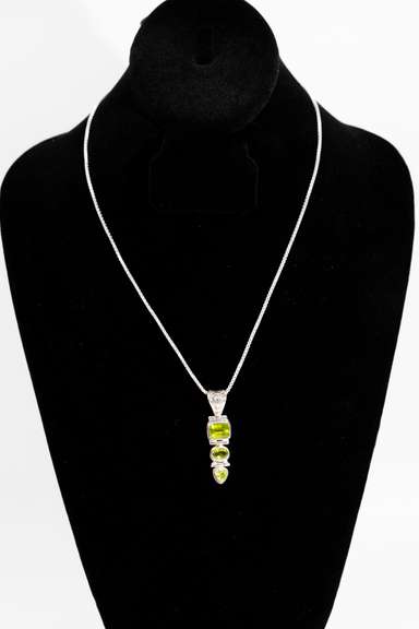 .925 Sterling Silver Pendant w/ Peridot Gemstones 47mm x 13mm