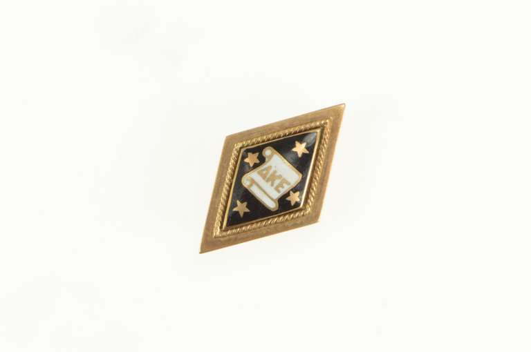 10K Yellow Gold Delta Kappa Epsilon Enamel Greek Lapel Pin/Brooch