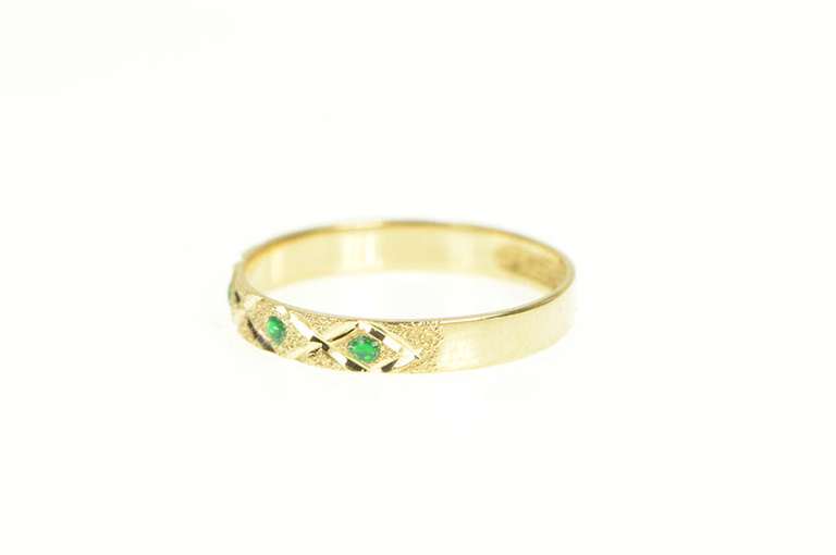14K Yellow Gold Textured Lattice Pattern Green Enamel Band Ring