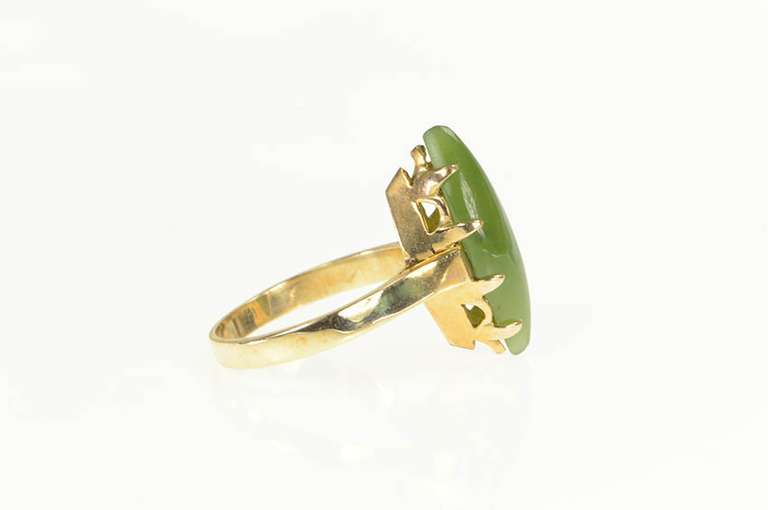 14K Yellow Gold 1960's Marquise Nephrite Cabochon Navette Ring
