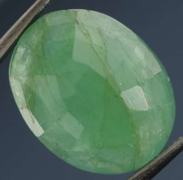 Top green 6.15ct Colombian Emerald