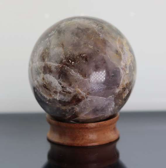 Eye catching 1,102ct untreated Amethyst sphere