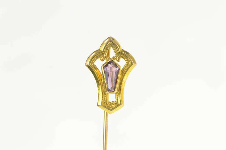 10K Yellow Gold Victorian Amethyst Ornate Classic Stick Pin