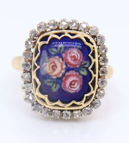 Attractive 18kt Yellow Gold Diamond Rose Cut and Painted Flower Ring