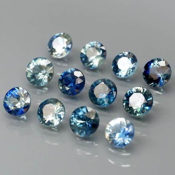 Natural 3.36ct blue Sapphire set with multiple hues