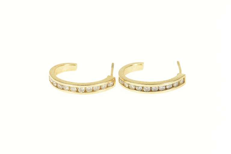 14K Yellow Gold 0.30 Ctw Diamond Oval Semi Hoop Earrings