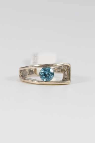 Sterling Silver Blue Topaz Gemstone Ring