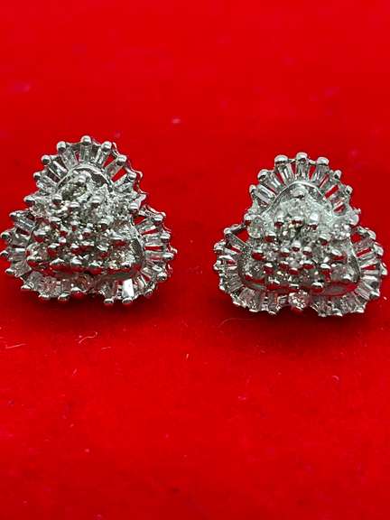 14K WHITE GOLD AND DIAMOND EARRINGS/STUDS