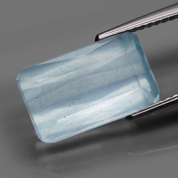 Gorgeous 4.85ct untreated sky blue Aquamarine